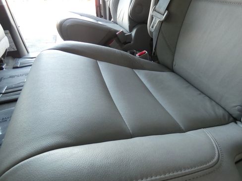 Used 2017 Toyota Sienna XLE image 49