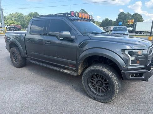 Used 2017 Ford F150 Raptor w/ Equipment Group 802A Luxury AWD/4WD image 29