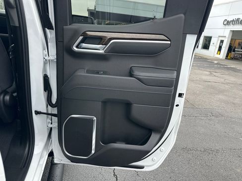 New 2026 GMC Sierra 1500 Elevation w/ Elevation Select Package AWD/4WD image 17