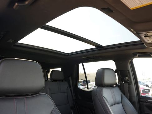 Used 2021 Chevrolet Tahoe RST image 24