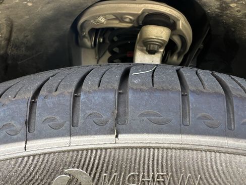 Certified 2025 Mercedes-Benz GLE 350 4MATIC image 12
