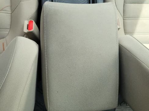 Used 2017 Honda CR-V EX image 17