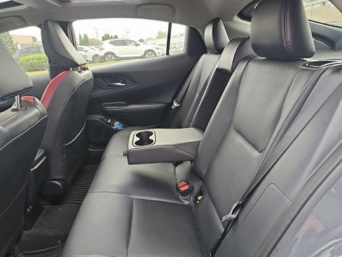 Used 2023 Toyota Prius Prime FWD image 12