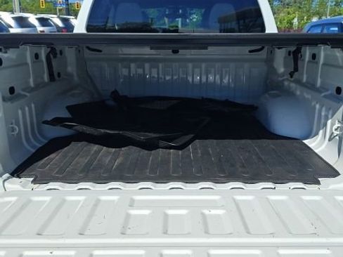 Used 2019 Chevrolet Colorado W/T w/ WT Convenience Package AWD/4WD image 9