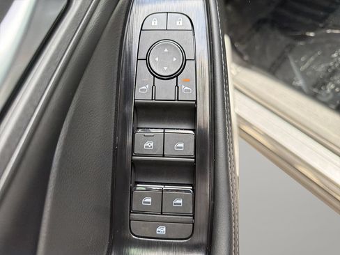 Used 2026 Nissan Rogue SV FWD image 17