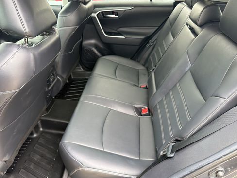 Used 2021 Toyota RAV4 XLE Premium FWD image 22