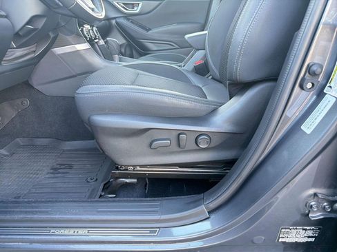 Used 2023 Subaru Forester Premium AWD/4WD image 13