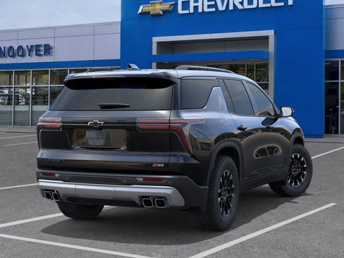 New 2026 Chevrolet Traverse Z71 w/ Driver Confidence Package AWD/4WD image 4