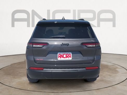 New 2026 Jeep Grand Cherokee L 2WD image 9