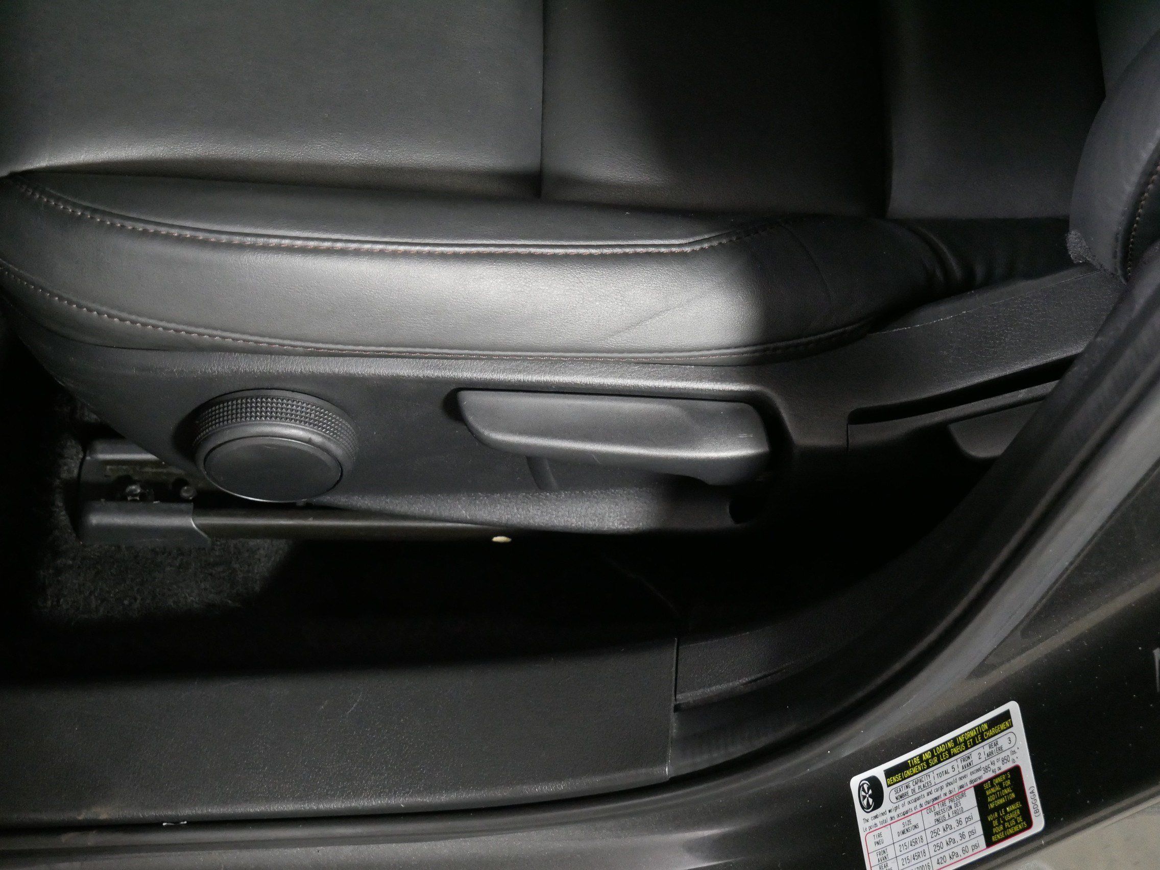 Used 2024 MAZDA MAZDA3 s FWD image 20