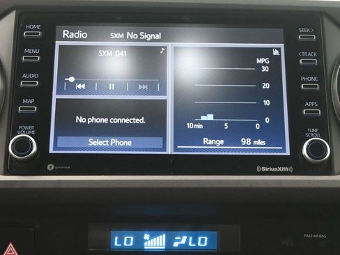 Used 2022 Toyota Tacoma TRD Off-Road image 14