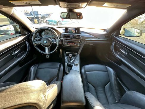 Used 2015 BMW M4 Coupe image 2