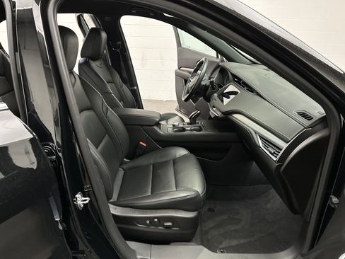 Used 2023 Cadillac XT4 Premium Luxury image 24