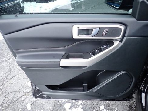 Certified 2024 Ford Explorer XLT w/ Equipment Group 202A image 22