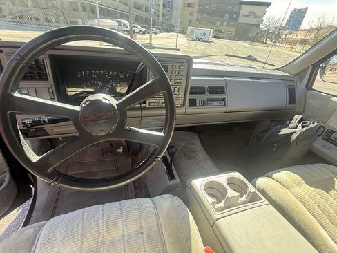 Used 1992 Chevrolet Blazer 4WD image 18