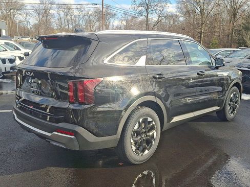 New 2026 Kia Sorento S w/ S Panoramic Sunroof Package image 7