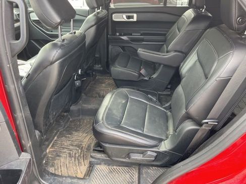 Used 2020 Ford Explorer Limited w/ Class III Trailer Tow Package image 14