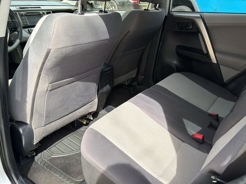 Used 2013 Toyota RAV4 XLE image 20