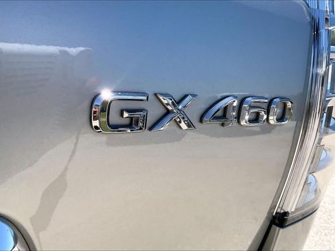 Used 2023 Lexus GX 460 Premium AWD/4WD image 10