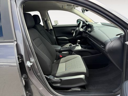 Certified 2025 Honda HR-V LX image 19