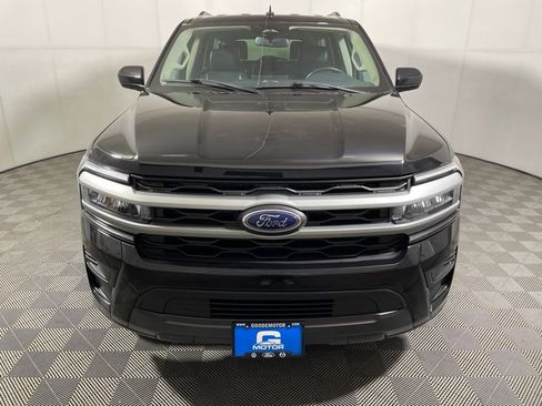 Used 2024 Ford Expedition Max XLT AWD/4WD image 3