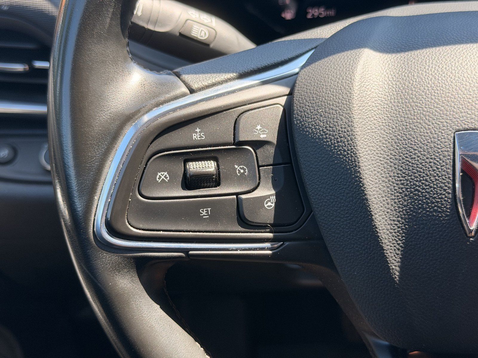 Used 2024 Buick Envista Preferred w/ Convenience I Package FWD image 19