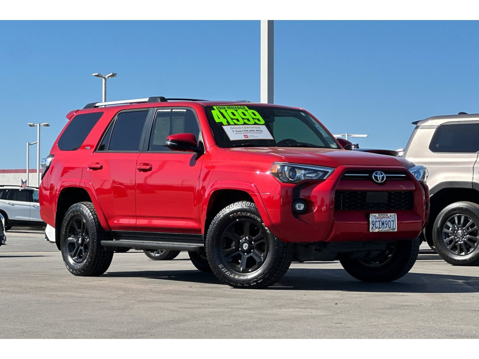 Certified 2022 Toyota 4Runner SR5 Premium w/ Moonroof Package AWD/4WD image 2