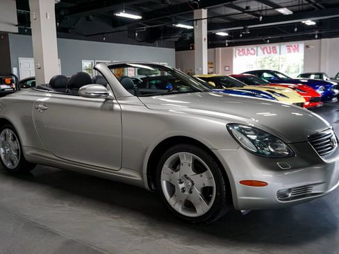 Used 2004 Lexus SC 430 Convertible RWD image 61