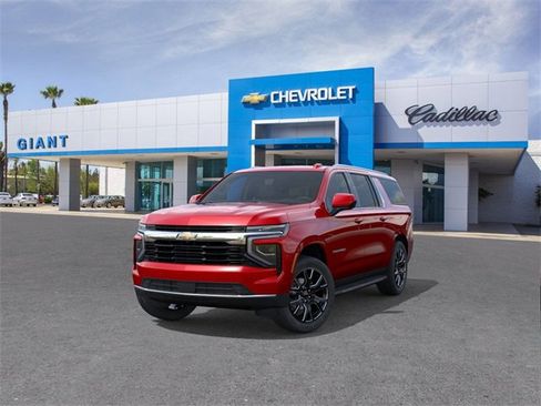 New 2026 Chevrolet Suburban LS image 9