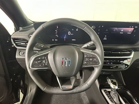 Used 2024 Buick Envista Avenir FWD image 16