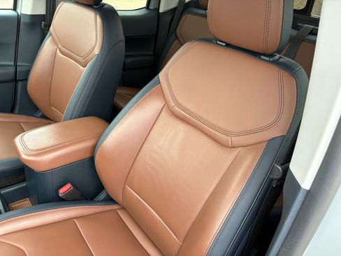 Used 2023 Ford Maverick Lariat w/ Lariat Luxury Package image 23