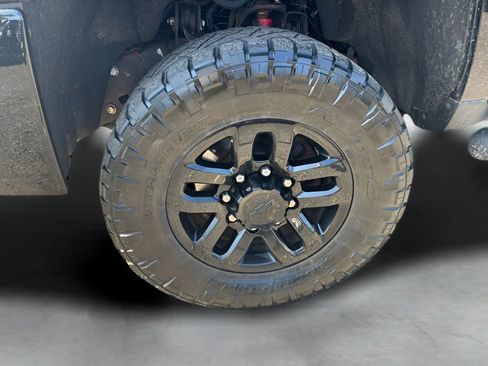 Used 2019 Chevrolet Silverado 2500 LTZ w/ Duramax Plus Package image 9