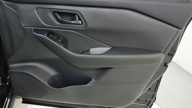 New 2027 Nissan Rogue S FWD image 30