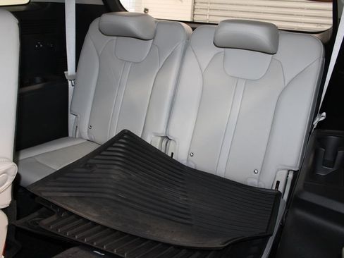 Used 2024 Kia Sorento SX image 26