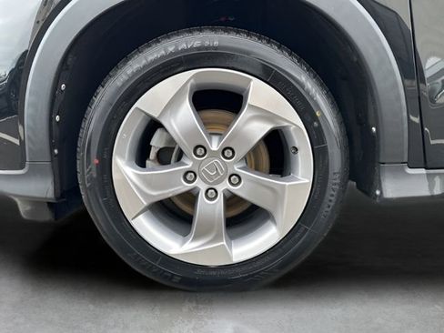 Used 2020 Honda HR-V LX image 12