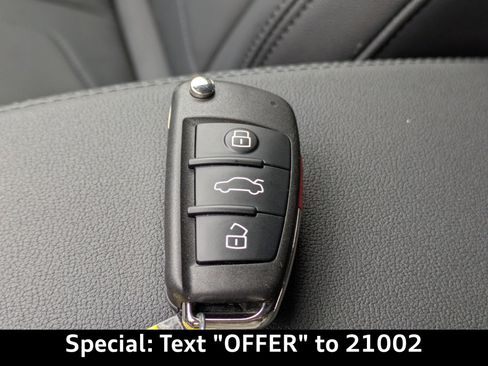 Used 2025 Audi Q3 2.0T Premium w/ Convenience Package image 42