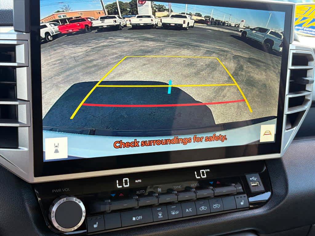 Used 2025 Toyota Tundra SR5 w/ SR5 Premium Package AWD/4WD image 12