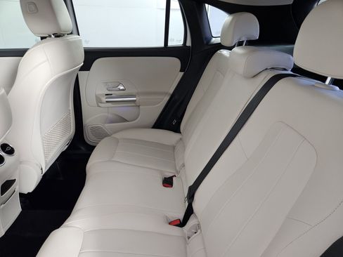 Used 2022 Mercedes-Benz GLA 250 image 37