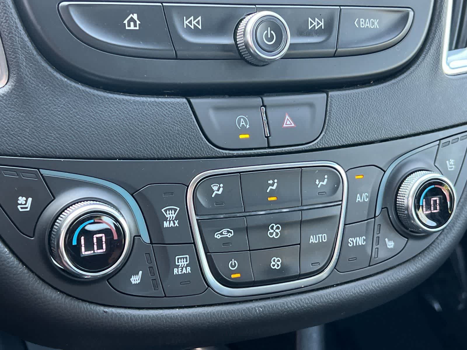 Used 2024 Chevrolet Malibu LT FWD image 21