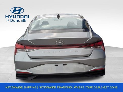 Used 2022 Hyundai Elantra SEL image 10