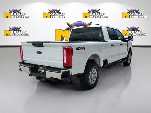 Used 2024 Ford F250 XLT AWD/4WD image 5