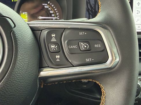 Used 2024 Jeep Wrangler Unlimited Sahara w/ Dual Top Group image 22