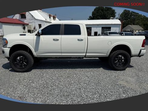 Used 2022 RAM 3500 Limited AWD/4WD image 4
