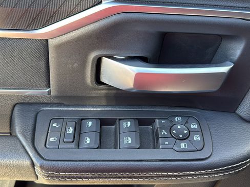 Used 2025 RAM 2500 Lone Star image 15