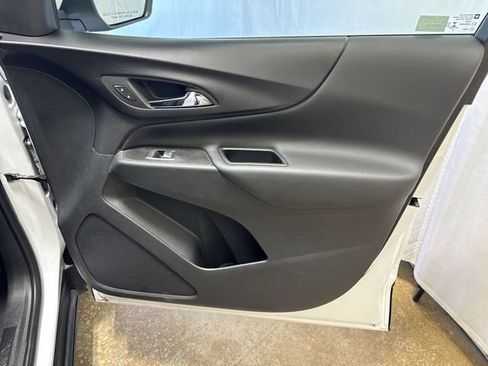 Certified 2022 Chevrolet Equinox LT FWD image 27