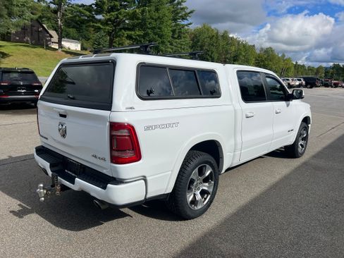 Used 2022 RAM 1500 Laramie w/ Sport Appearance Package AWD/4WD image 5