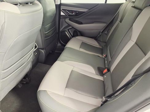 Used 2025 Subaru Outback Onyx Edition image 9