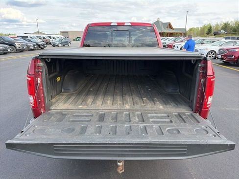Used 2017 Ford F150 XLT w/ Equipment Group 302A Luxury AWD/4WD image 12