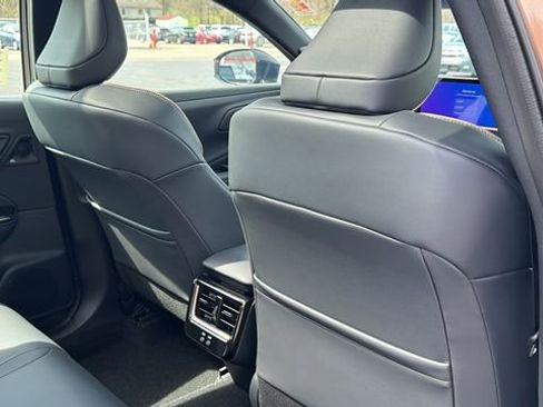 New 2026 Toyota Crown Platinum image 31