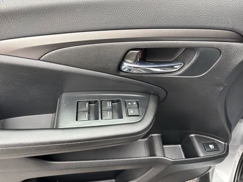 Used 2020 Honda Ridgeline RTL image 17